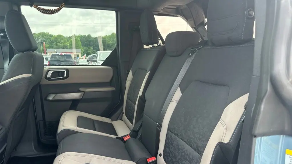 2023 Ford Bronco Base Advanced