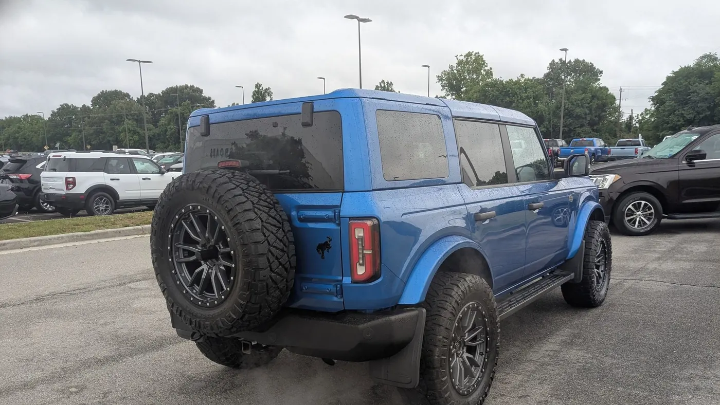 2023 Ford Bronco Base Advanced