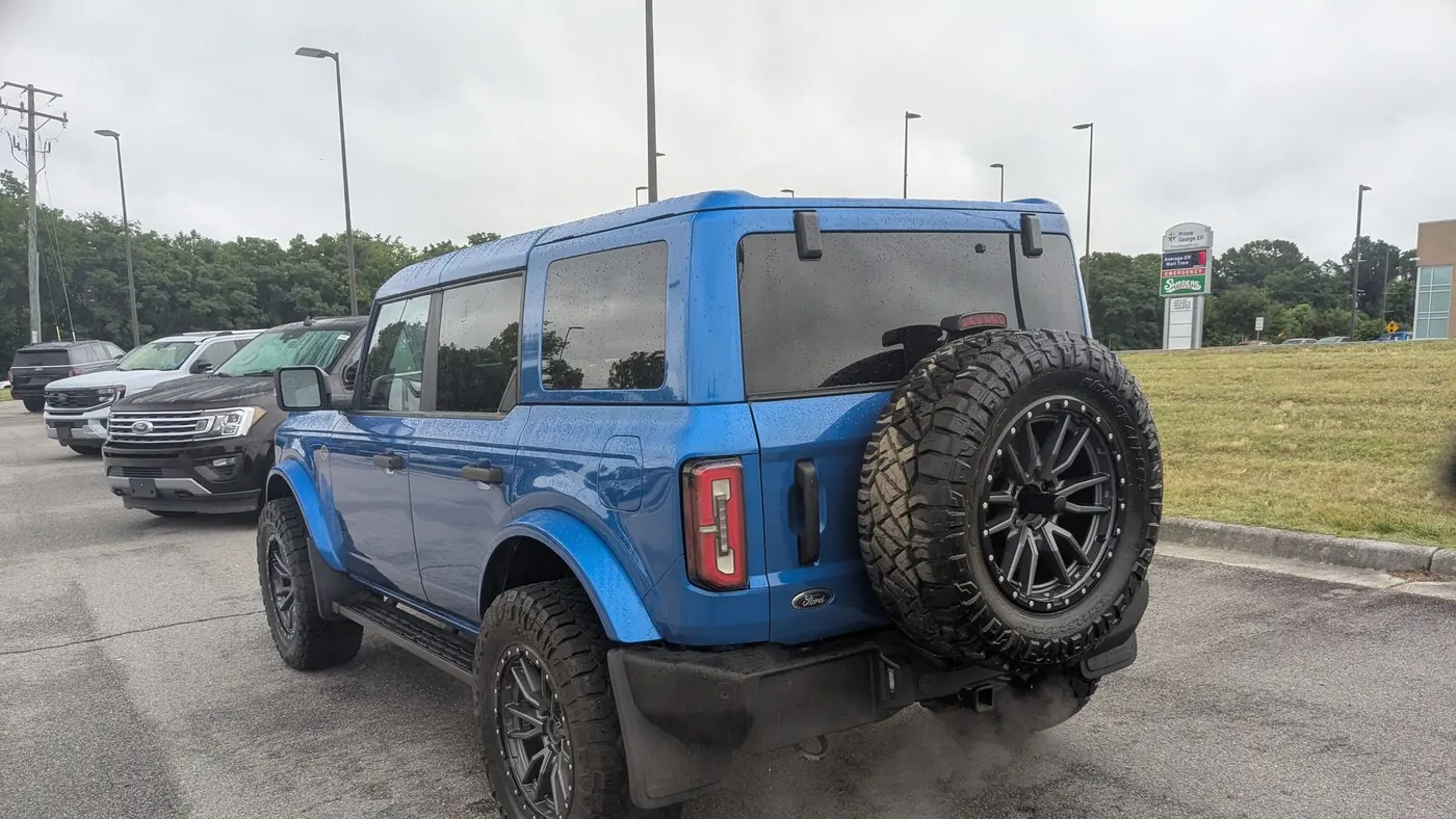 2023 Ford Bronco Base Advanced
