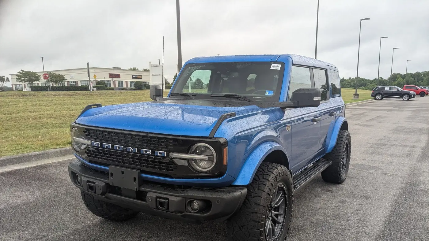 2023 Ford Bronco Base Advanced
