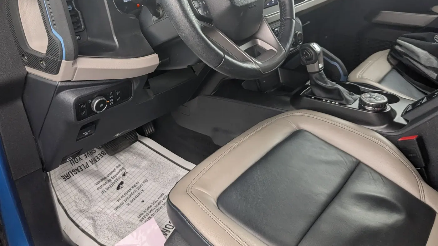 2023 Ford Bronco Base Advanced