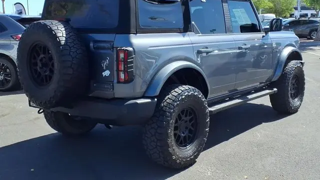 2023 Ford Bronco Base Advanced