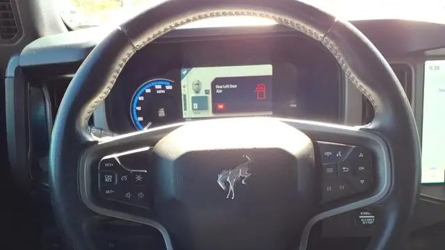 2023 Ford Bronco Base Advanced