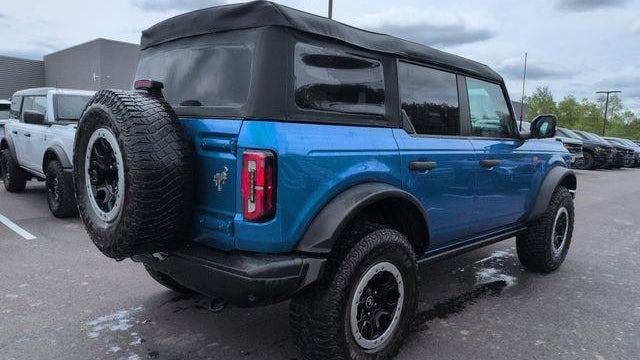 2023 Ford Bronco Base Advanced