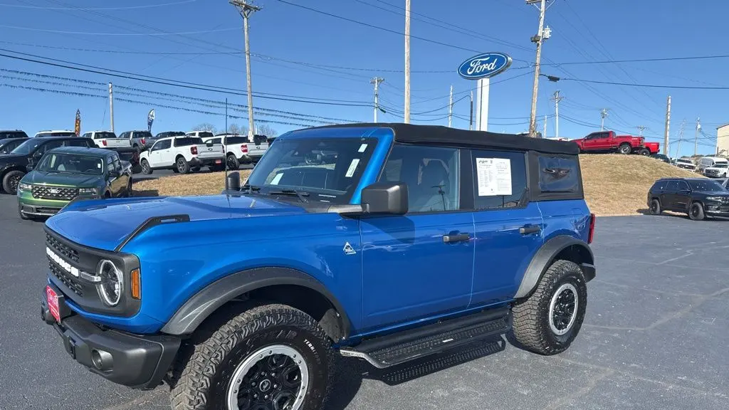 2022 Ford Bronco Base Advanced