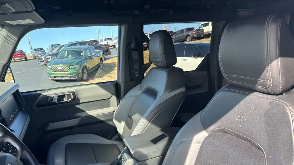2022 Ford Bronco Base Advanced