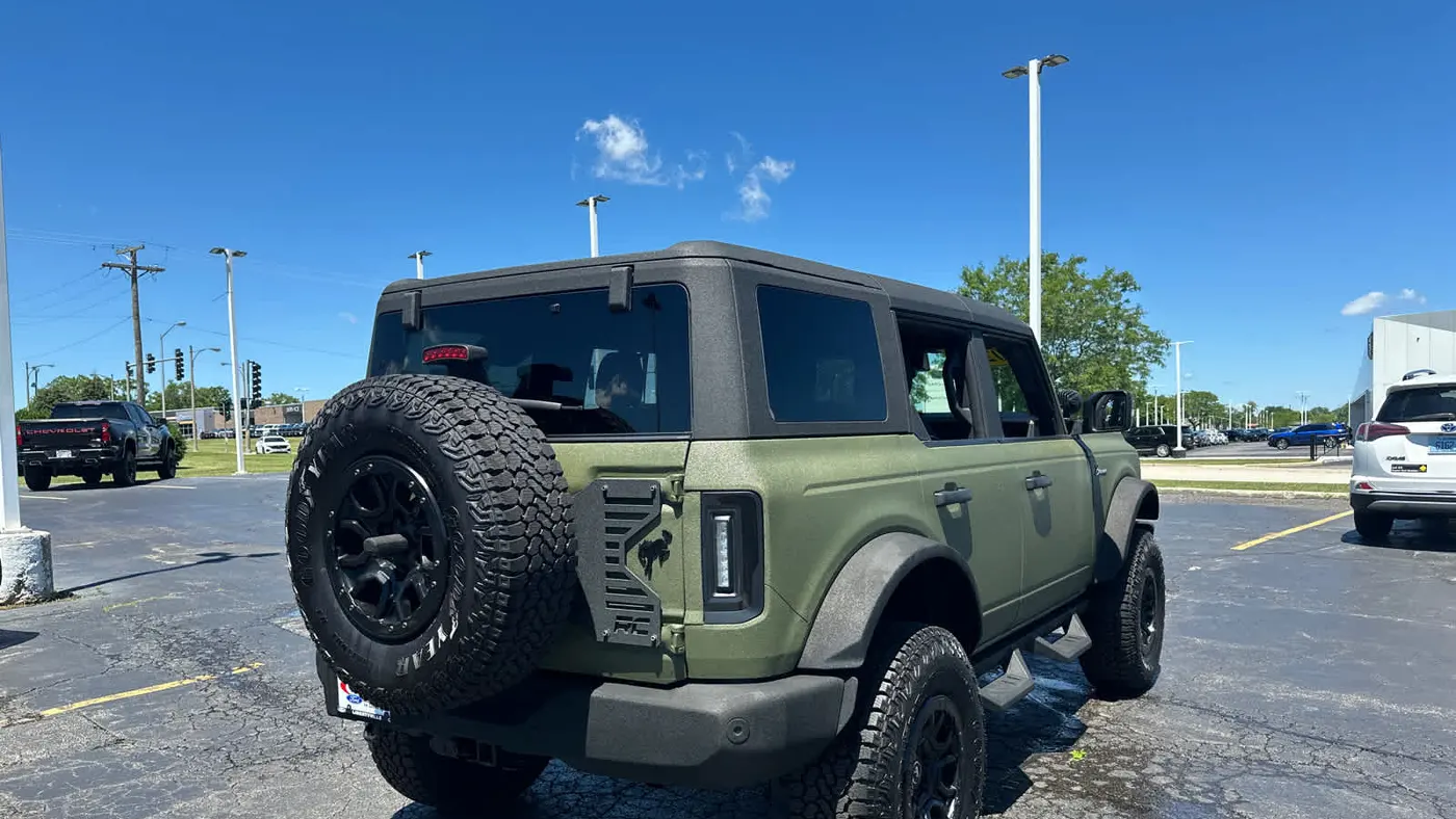 2022 Ford Bronco Base Advanced