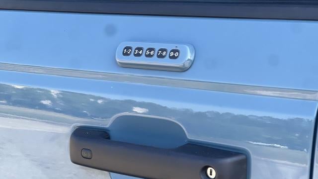 2022 Ford Bronco Base Advanced