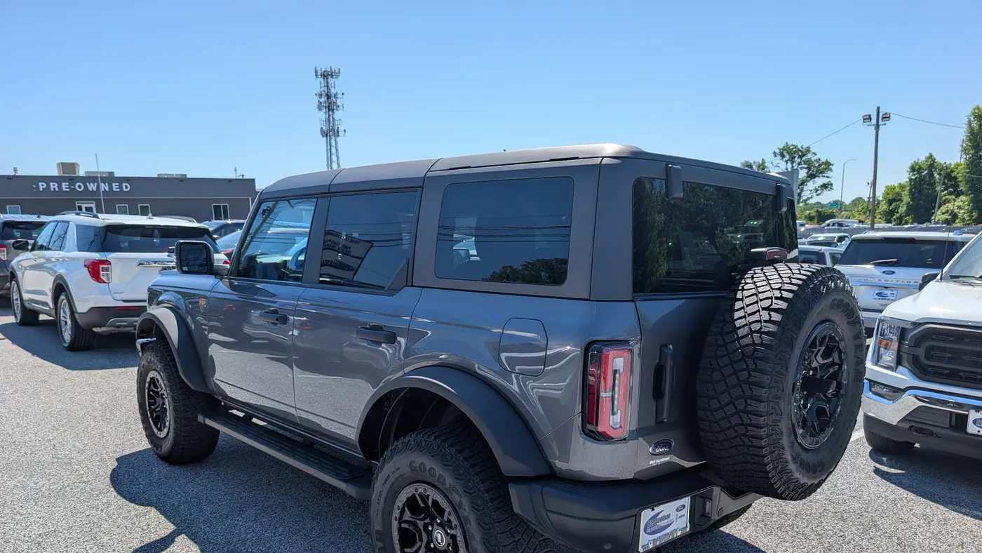 2022 Ford Bronco Base Advanced