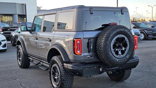 2022 Ford Bronco Base Advanced