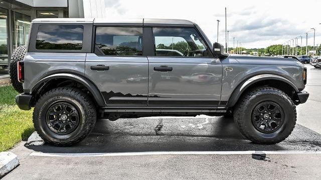 2023 Ford Bronco Base Advanced