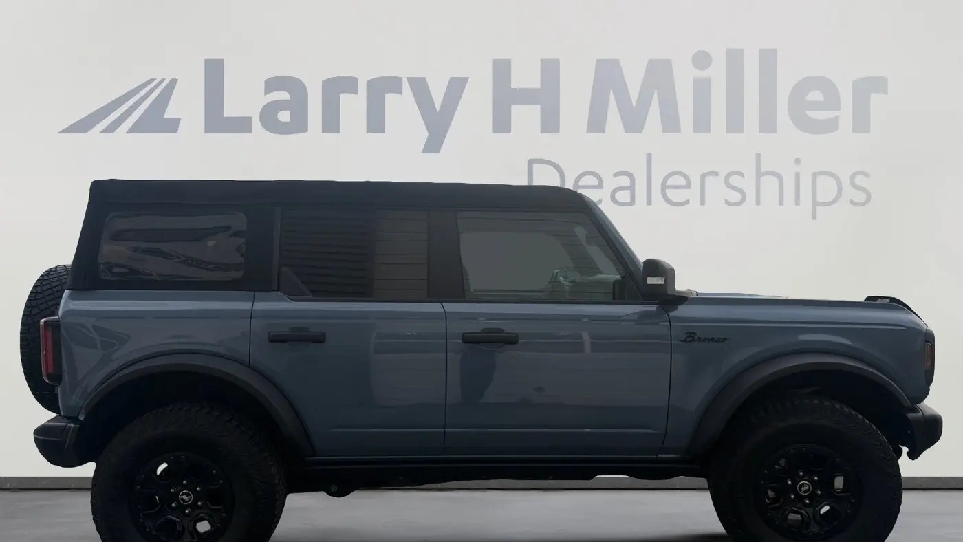 2023 Ford Bronco Base Advanced