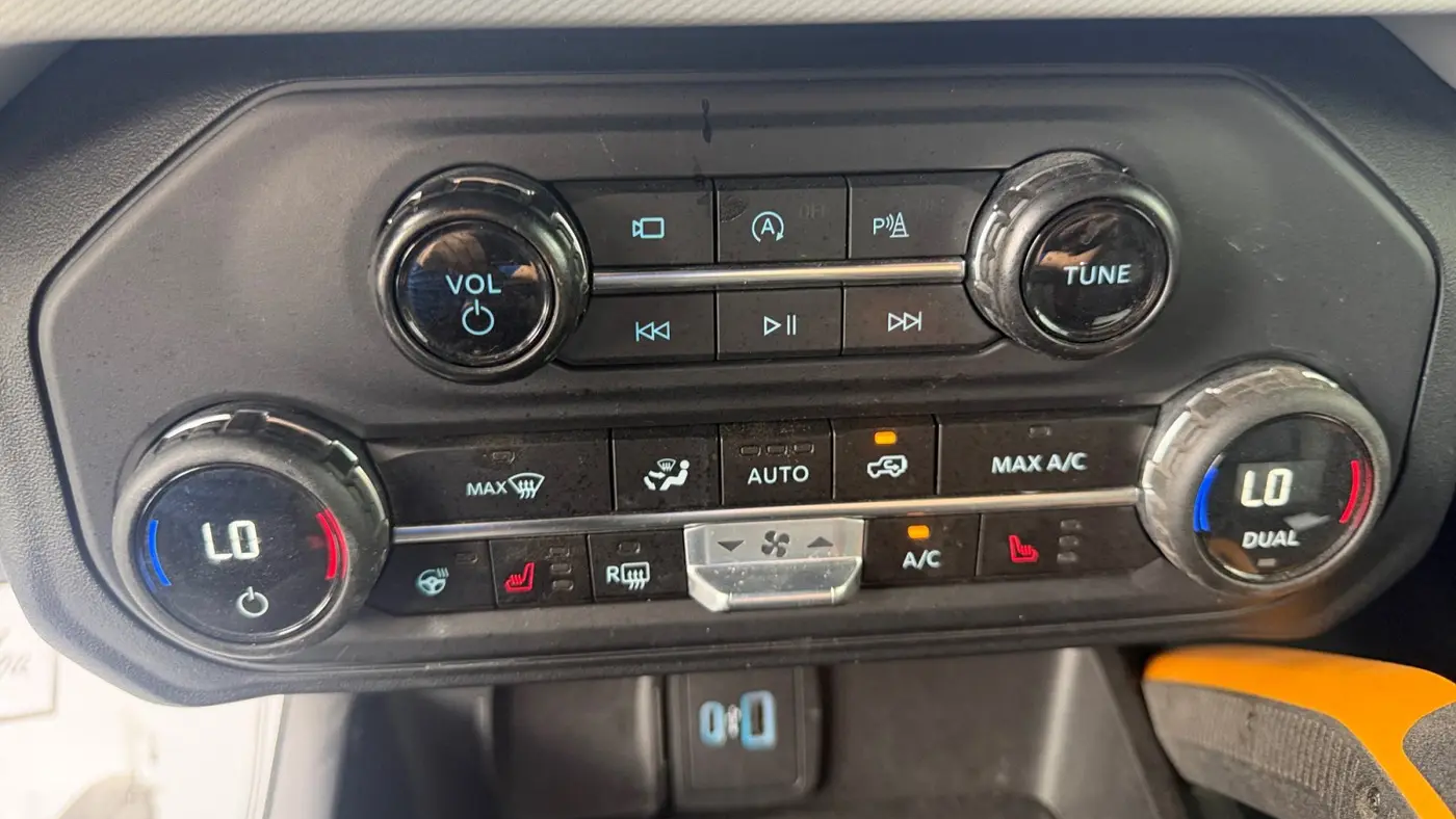 2023 Ford Bronco Base Advanced