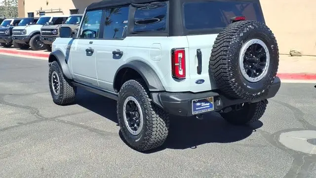 2021 Ford Bronco Outer Banks Advanced