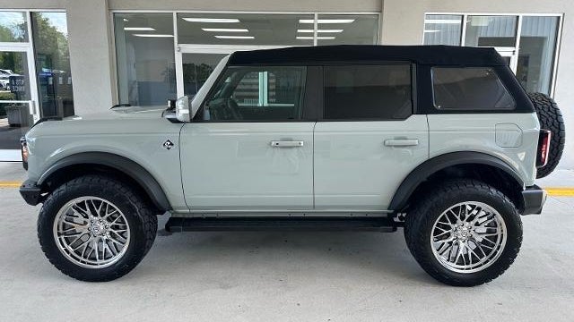 2022 Ford Bronco Base Advanced