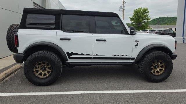 2022 Ford Bronco Badlands Advanced