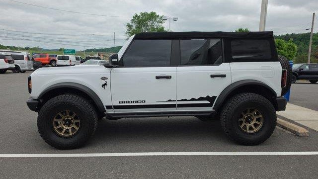 2022 Ford Bronco Badlands Advanced