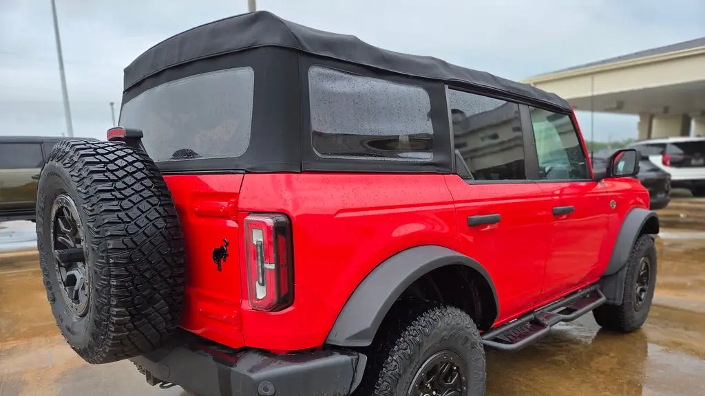2022 Ford Bronco Base Advanced