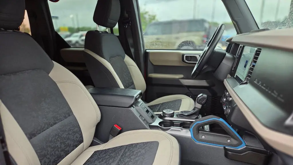 2022 Ford Bronco Base Advanced