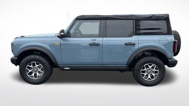 2022 Ford Bronco Base Advanced