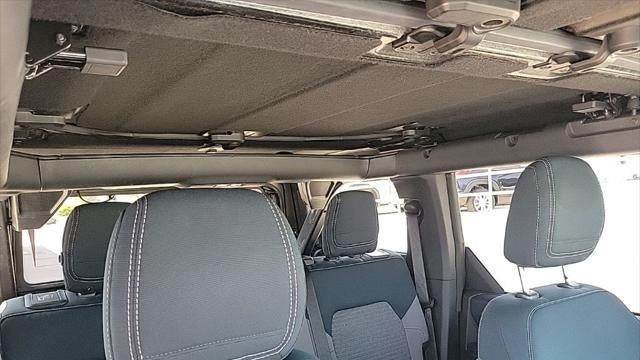2023 Ford Bronco Base Advanced