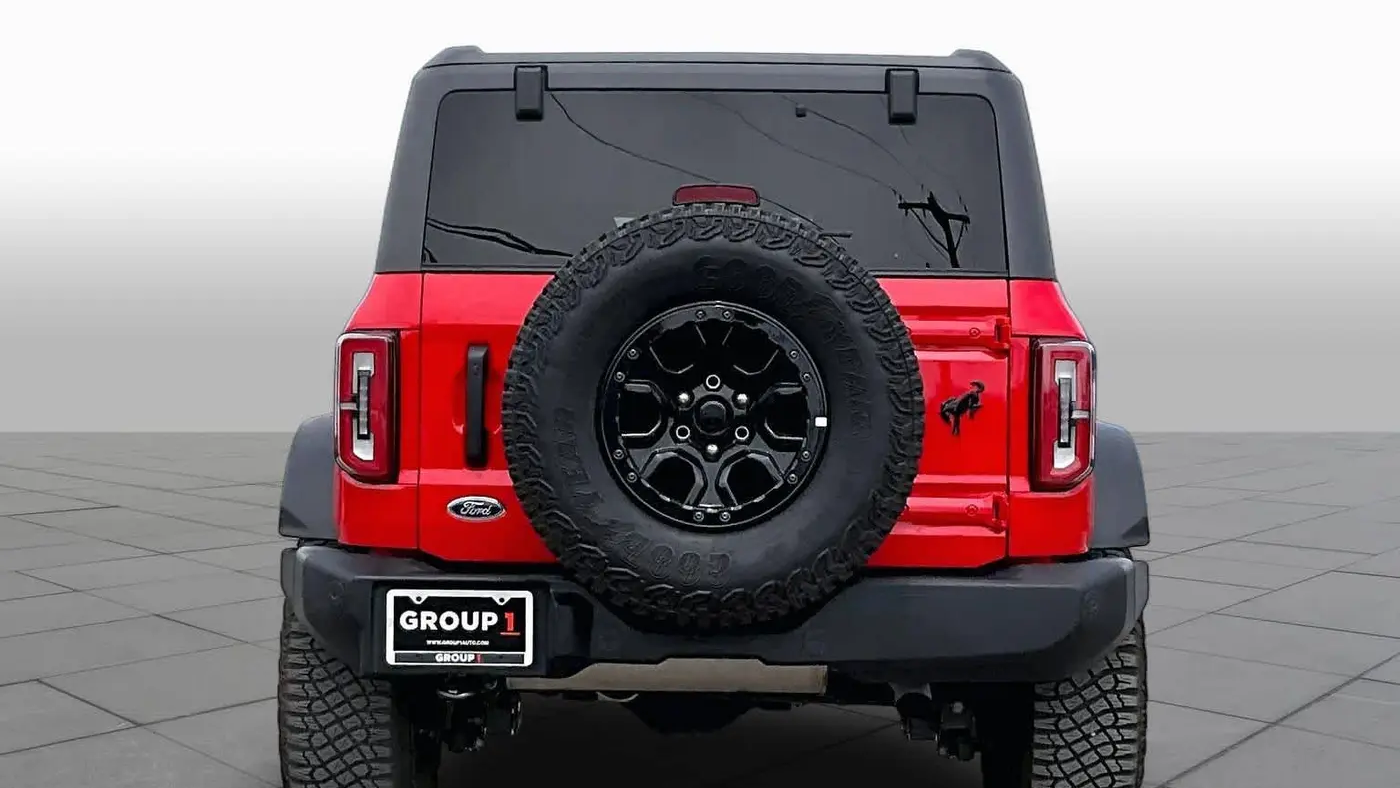 2023 Ford Bronco Base Advanced