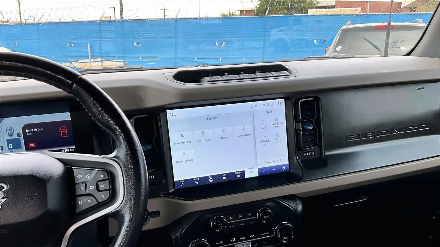 2023 Ford Bronco Base Advanced