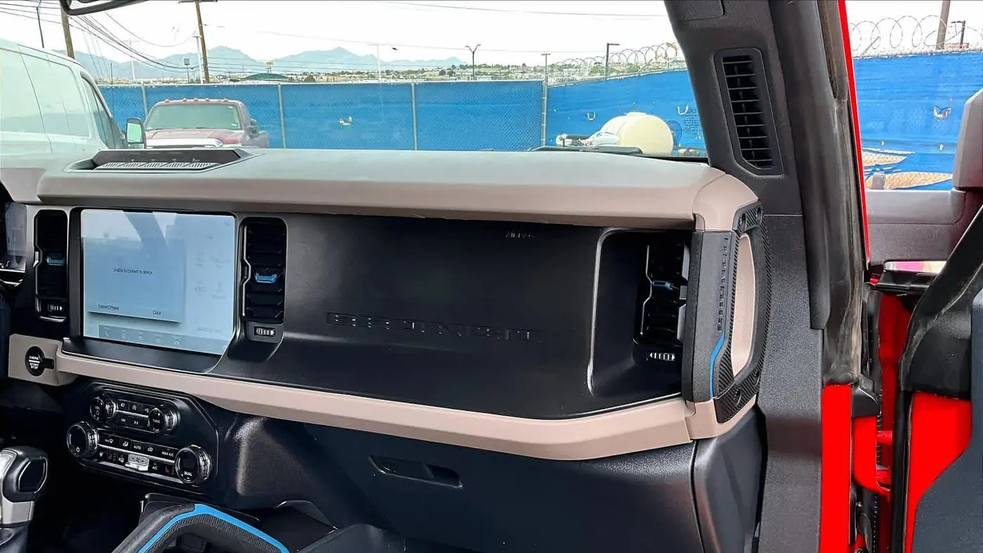 2023 Ford Bronco Base Advanced