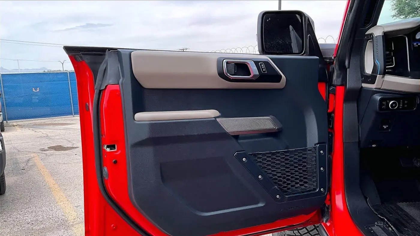 2023 Ford Bronco Base Advanced