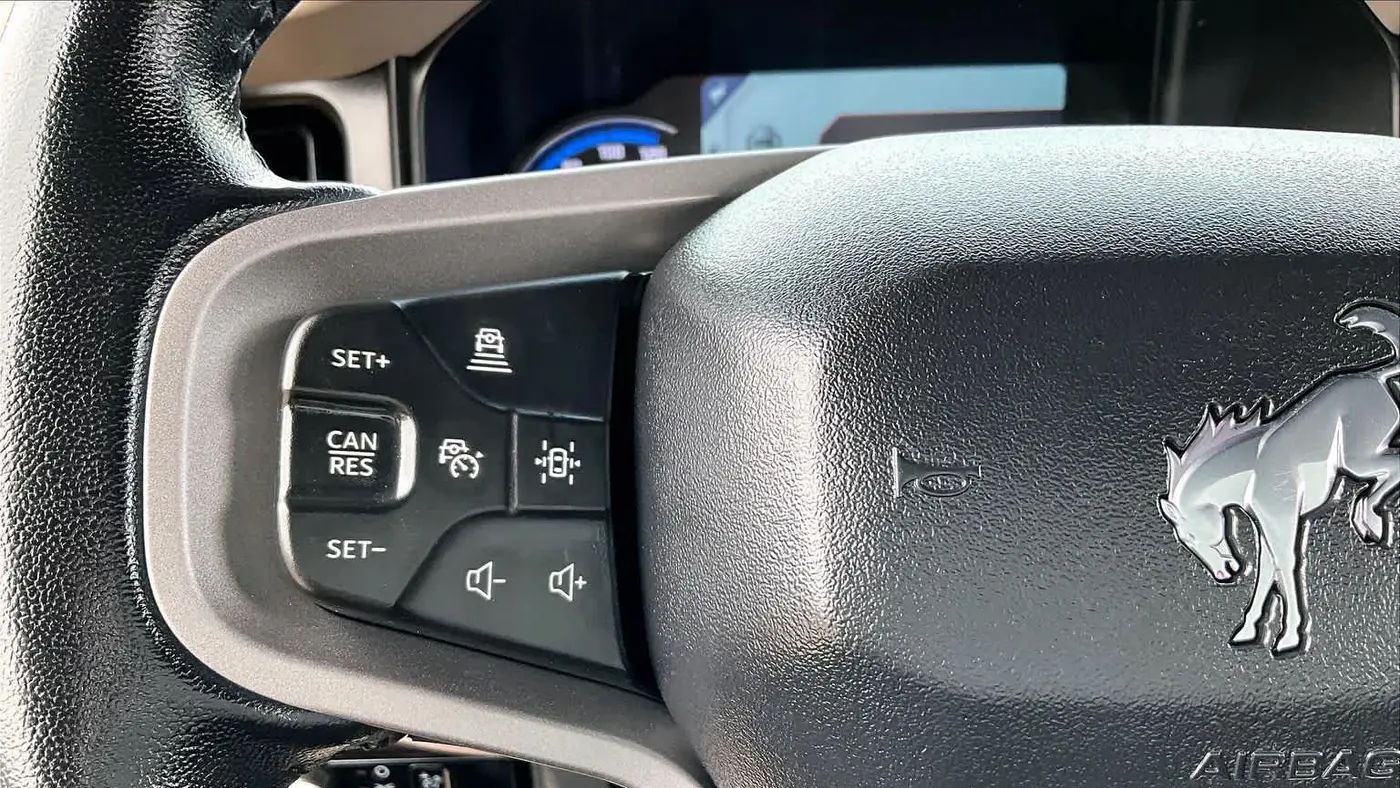 2023 Ford Bronco Base Advanced