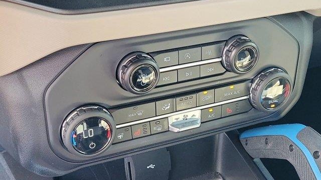 2023 Ford Bronco Base Advanced
