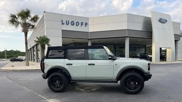 2022 Ford Bronco Base Advanced