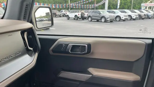 2022 Ford Bronco Base Advanced