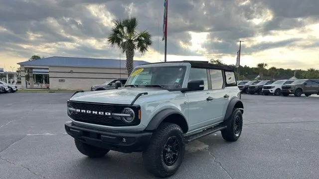 2022 Ford Bronco Base Advanced