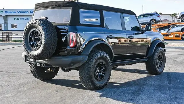 2022 Ford Bronco Badlands Advanced