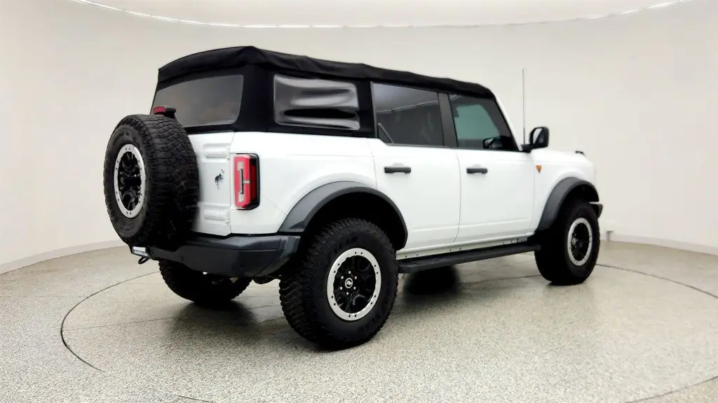 2022 Ford Bronco Base Advanced
