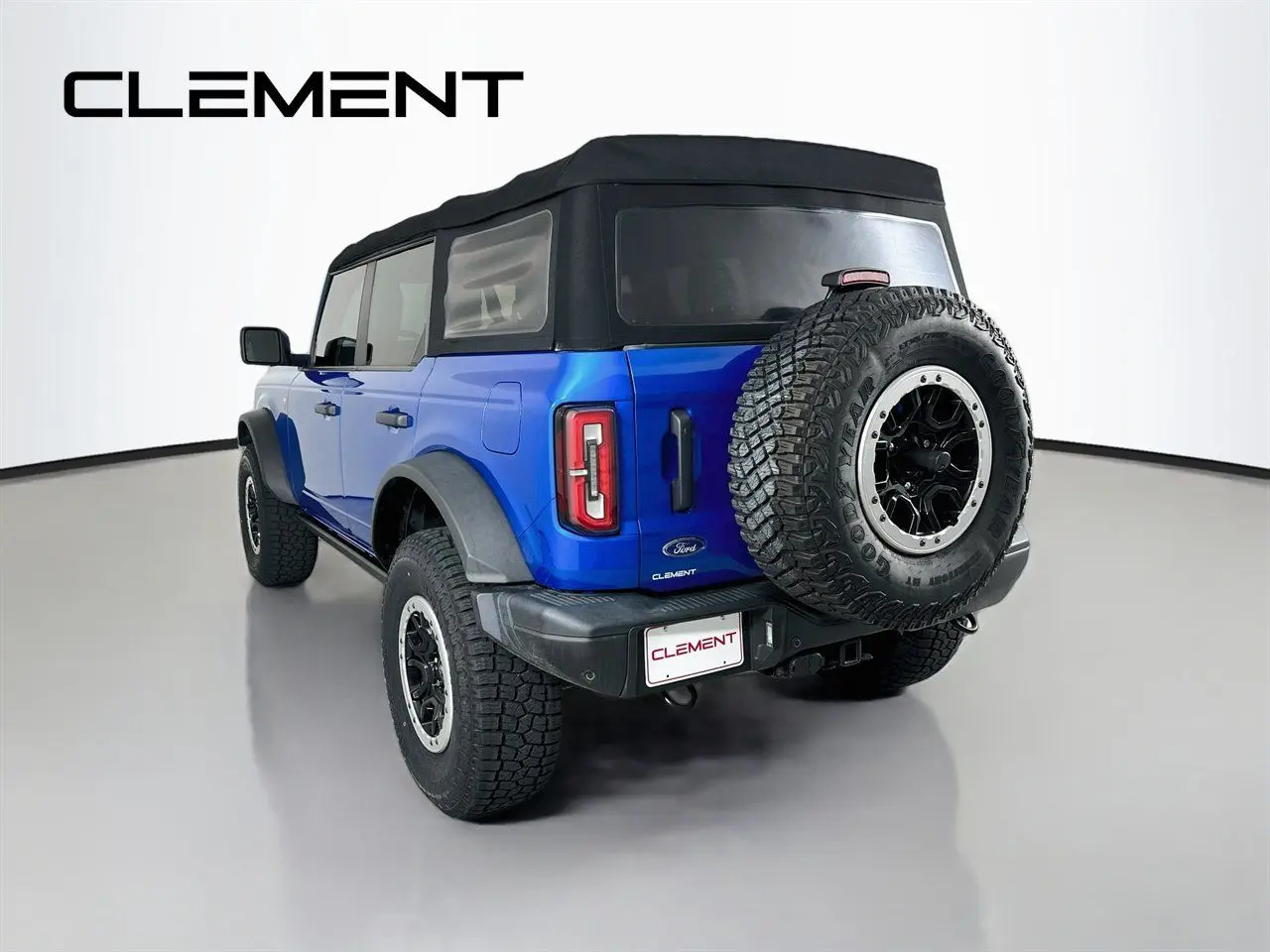 2022 Ford Bronco - $36,009