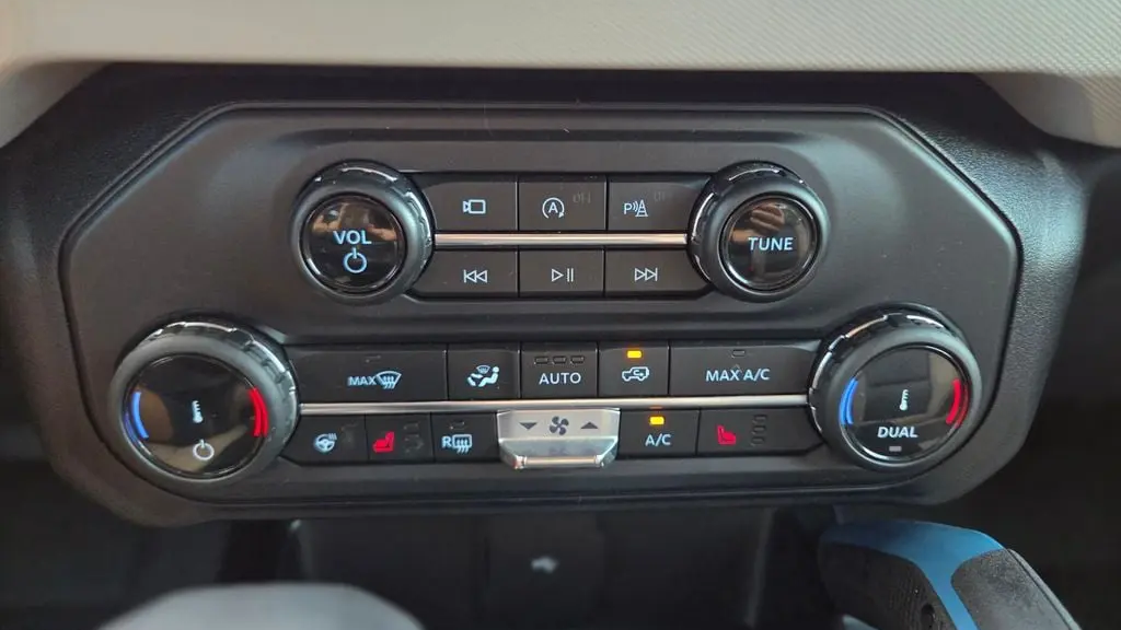 2022 Ford Bronco Base Advanced