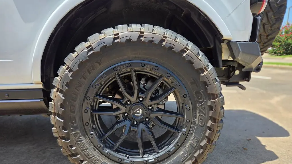 2022 Ford Bronco Base Advanced