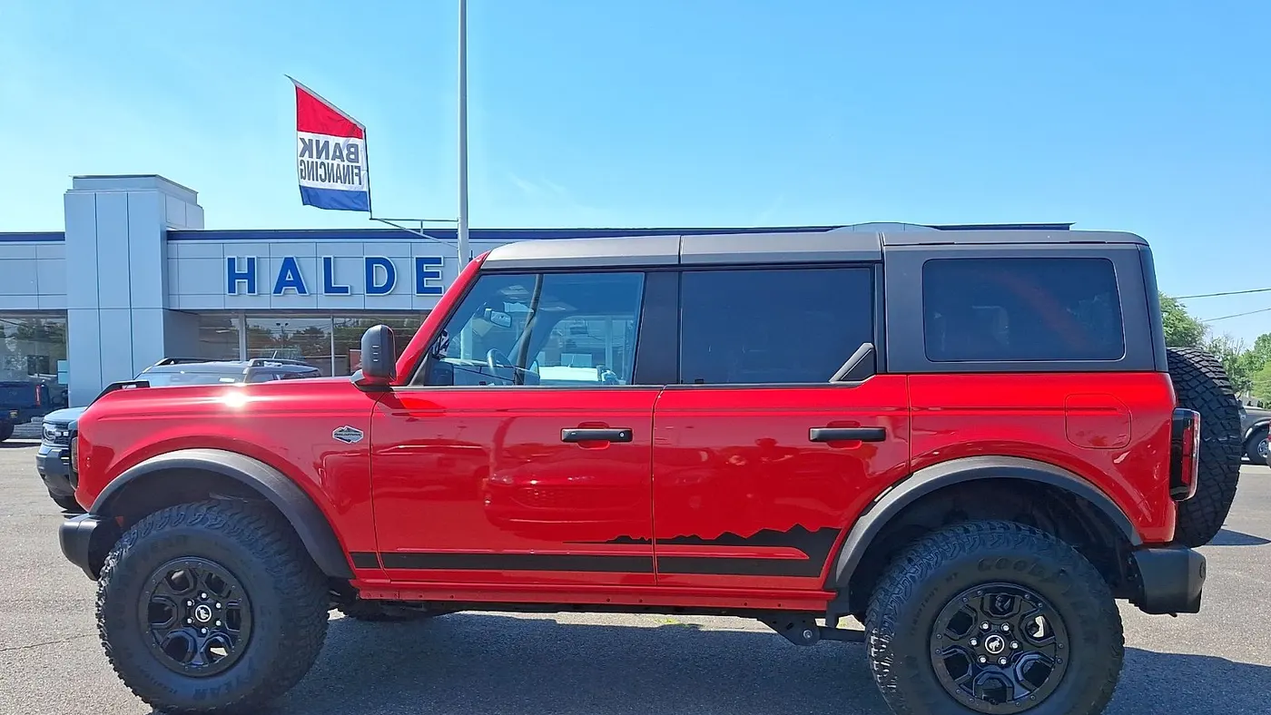 2023 Ford Bronco Badlands Advanced