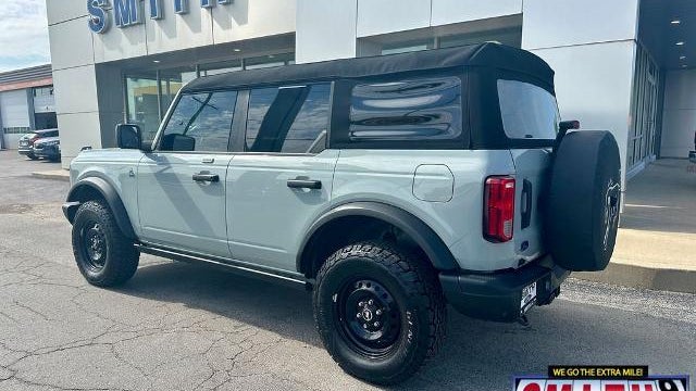 2023 Ford Bronco Base Advanced