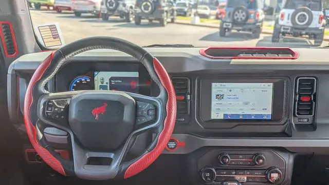 2023 Ford Bronco Base Advanced