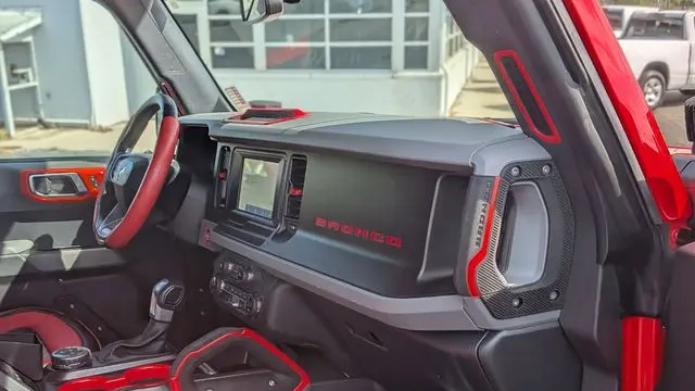 2023 Ford Bronco Base Advanced