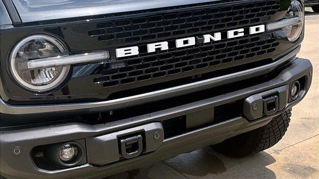 2023 Ford Bronco Base Advanced