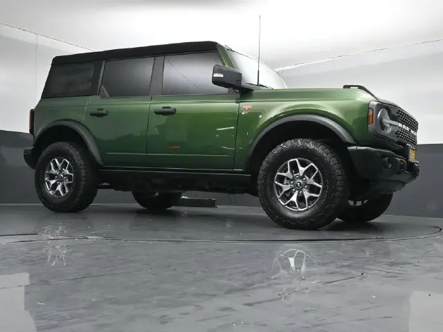 2023 Ford Bronco - $44,950