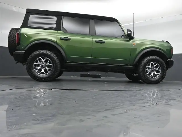 2023 Ford Bronco - $44,950