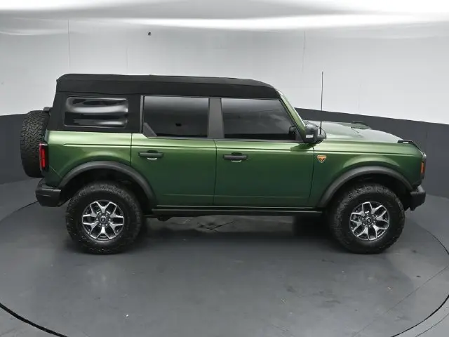 2023 Ford Bronco - $44,950