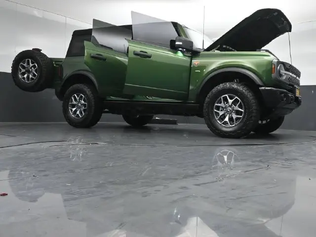 2023 Ford Bronco - $44,950