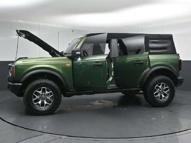 2023 Ford Bronco - $44,950