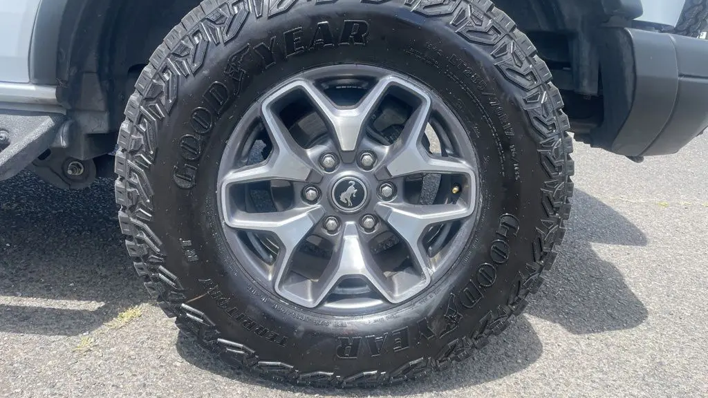 2023 Ford Bronco Base Advanced